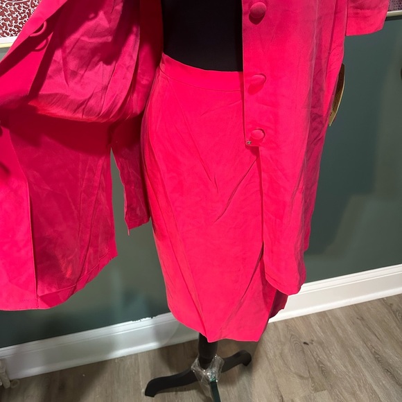 NWT Maggy London Elegant Pink Women's Suit Set Size 6 👑 - Picture 9 of 10
